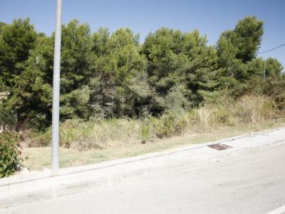 TERRENO URBANIZABLE DE 1300 M2 EN CALAFELL