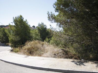 TERRENO URBANIZABLE DE 1300 M2 EN CALAFELL