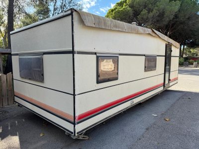 Raro MobilHome medidas 7x2,40m